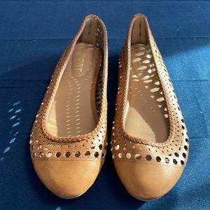 Report Mandela Leather Flats - Women’s Size 6.5